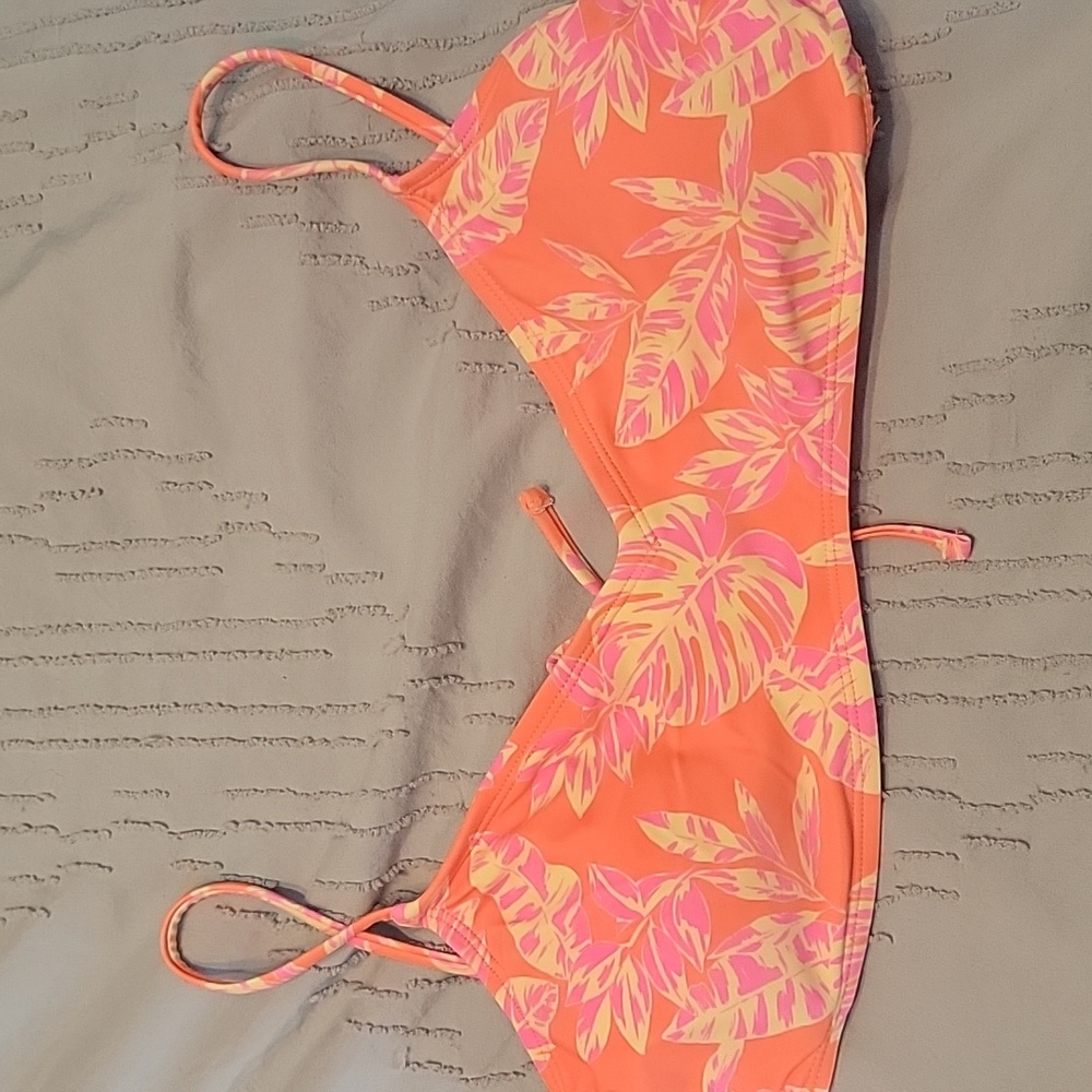 Like new swimsuit top